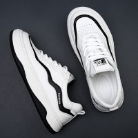 板鞋男鞋子2025春季新款透气休闲鞋真皮运动鞋潮流百搭厚底小白鞋