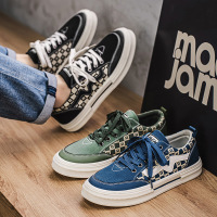 2025春季新款男鞋韩版系带帆布鞋透气老北京布鞋男士学生休闲板鞋