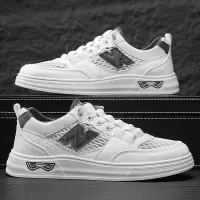 新款休闲男鞋户外运动板鞋时尚平跟拼色百搭日常舒适透气男士潮鞋