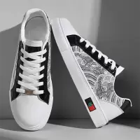 春夏季2025年新款百搭潮鞋学生休闲男款小众韩版百搭舒适板鞋