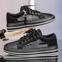 男士新款休闲日常百搭舒适透气纯色系带平跟圆头时尚潮流男款板鞋