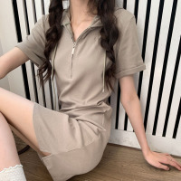 连帽连衣裙女夏季新款拉链微开叉收腰修身显瘦甜辣纯色风短袖裙子