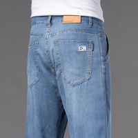 春夏天丝超薄男士宽松牛仔裤莱赛尔休闲大码加肥加大显瘦直筒长裤