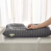 石墨烯微电碎乳胶颗粒枕芯活动礼品会销护颈枕头