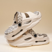 情侣款大码EVA防滑休闲拖鞋夏季踩屎感厚底增高拼色凉拖鞋