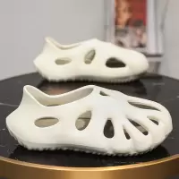 夏季新款男鞋洞洞鞋包头套脚凉拖沙滩鞋休闲踩屎感凉鞋男