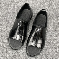 男士凉鞋2025新款男款沙滩鞋防滑外穿休闲大码47 48皮凉鞋男