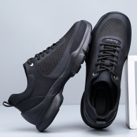 2025夏季新款网面透气户外徒步登山鞋男士耐磨轻便休闲健步运动鞋