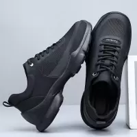 2025夏季新款网面透气户外徒步登山鞋男士耐磨轻便休闲健步运动鞋