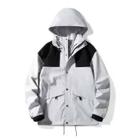 户外情侣男装冲锋衣春秋季防风青少年百搭上衣男士潮牌夹克男连帽