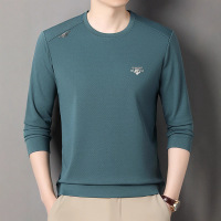 春秋中青年男质圆领纯色长袖T恤 时尚潮流休闲百搭新款上衣
