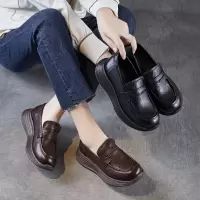 真皮一脚蹬轻奢复古小皮鞋女秋季新款圆头单鞋百搭舒适乐福鞋