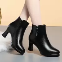 短靴女秋冬季新款舒适百搭加绒高跟女靴防水台不累脚中年女士靴子