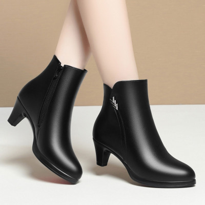 短靴女秋冬新款舒适棉鞋中跟加绒靴子中年女士皮鞋妈妈单靴