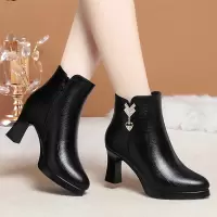 高跟短靴女秋冬新款防水台舒适不累脚女士尖头细跟棉靴中年皮鞋女