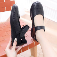 夏新款镂空真皮妈妈鞋中老年妈妈圆头魔术贴单鞋