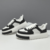 男生头层牛皮增高透气板鞋男款潮鞋真皮百搭欧洲站男鞋男士休闲鞋