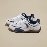 ins韩版德训小白鞋女秋季增高新款学生跑步运动休闲鞋