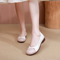 25春秋款复古真皮软底妈妈鞋中老年四季奶奶鞋舒适休闲浅口单鞋女