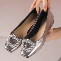 复古浅口单鞋女25春秋新款时尚方扣水钻粗跟舒适平跟鞋通勤工作鞋