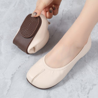 新款方头软皮蛋卷孕妇奶奶鞋春秋复古开车平底女单鞋四季女鞋