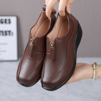 秋季新款女鞋坡跟软底单鞋女复古百搭英伦深口真皮中跟四季鞋