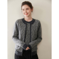 秋冬新款山羊绒开衫女圆领提花针织毛衣外套宽松显瘦外搭拉链韩版