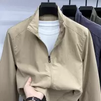 男士户外通勤外套夹克男秋季新款立领拉链纯色休闲防风衣男