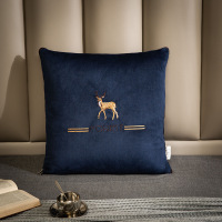 水晶绒绣花抱枕被 一鹿有你 宝贝熊 毛绒刺绣靠垫被 小被子商务款