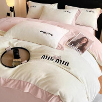 秋冬a类轻奢牛奶绒四件套加厚保暖珊瑚绒刺绣被套法兰绒床单床笠4