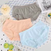 中腰女士内裤棉质无痕蕾丝包臀棉质面料少女三角裤头