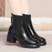 年针织毛线筒弹力加绒马丁靴