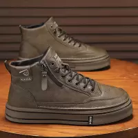 9月秋季新款潮流高帮假拉链百搭个性时尚皮革鞋透气舒适休闲板鞋
