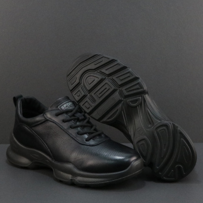 男士休闲皮鞋新款秋季真皮透气厚底轻便黑色真皮头层牛皮男鞋