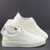 男鞋秋季新款青少年高级感真皮小白鞋时尚板鞋低帮休闲鞋潮鞋