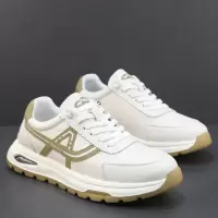 真皮运动鞋男头层牛皮透气轻便软底户外旅游跑步休闲鞋潮流德训鞋