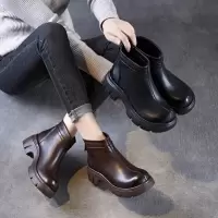 头层牛皮短靴女秋冬季英伦复古休闲简约粗跟后拉链马丁皮靴子