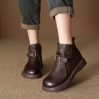头层牛皮马丁靴女秋冬新款复古英伦风短靴皮带扣真皮软底女靴