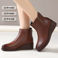 头层牛皮皮靴女秋冬新款圆头坡跟软底马丁靴百搭粗跟复古短靴