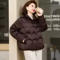 新款中老年女装妈妈羽绒服440-60岁保暖白鸭绒中年装短款外套冬装