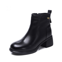 头层牛皮雪地靴女冬季新款复古羊毛保暖时装靴软底百搭妈妈鞋