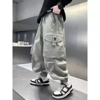 男童工装裤春秋款2026新款儿童装春季休闲运动裤子痞帅气男孩春装