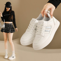 2026小白鞋女春季新款韩版ins女学生休闲运动百搭板鞋街拍