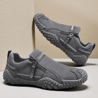 2026新款春季休闲运动板鞋男士百搭男鞋时尚港风潮鞋学生厚底增高