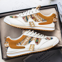 2026新款春季时尚休闲鞋运动风透气舒适皮革休闲鞋防滑男士阿甘鞋