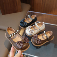 儿童皮鞋2026年春季新款蝴蝶结珍珠女童公主鞋时尚女宝宝单鞋