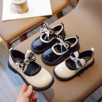 儿童皮鞋2026年秋季新款蝴蝶结漆面女宝公主鞋时尚女童单鞋潮