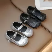 女童鞋2026春秋新款韩版女孩表演亮片公主鞋儿童时尚珍珠扣小皮鞋