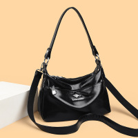 包包女包时尚新款大气2026中年女士斜挎包女简约单肩包女