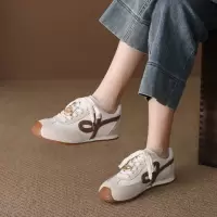 牛反绒德训鞋女2026春季新款休闲真皮时尚百搭圆头平底休闲小白鞋